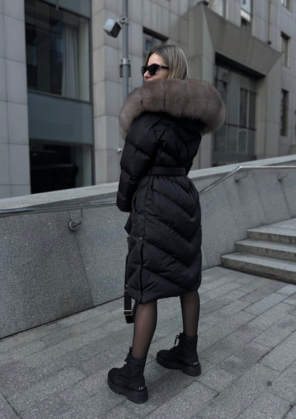 ARIA FROST™ | Elegante chaqueta con cuello de piel sintética