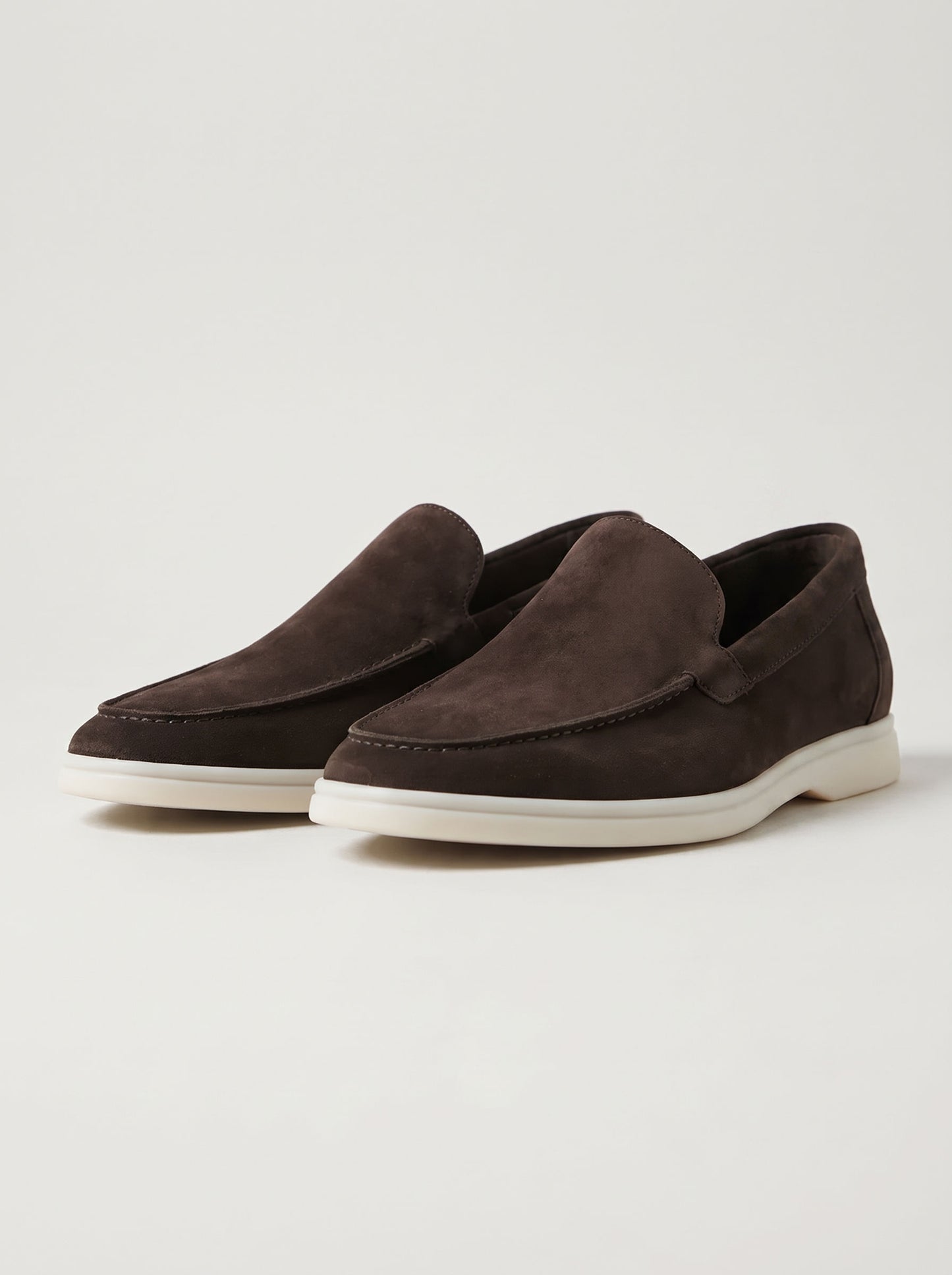 AMALFI Mocasines Náuticos Talisman de Ante Premium, Gris Cálido