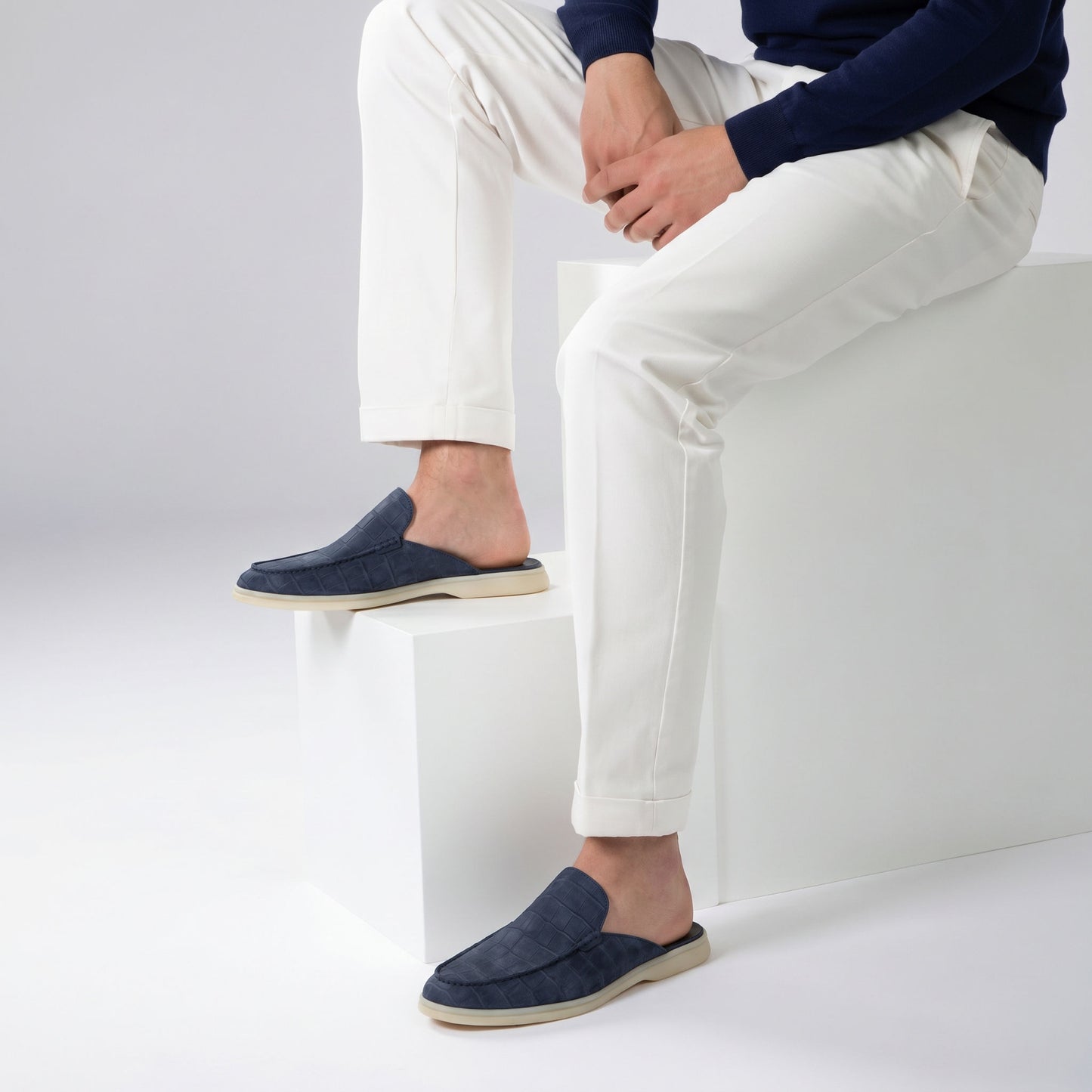 Mules The Aurea Positano, Piel con Efecto Cocodrilo Azul Marino