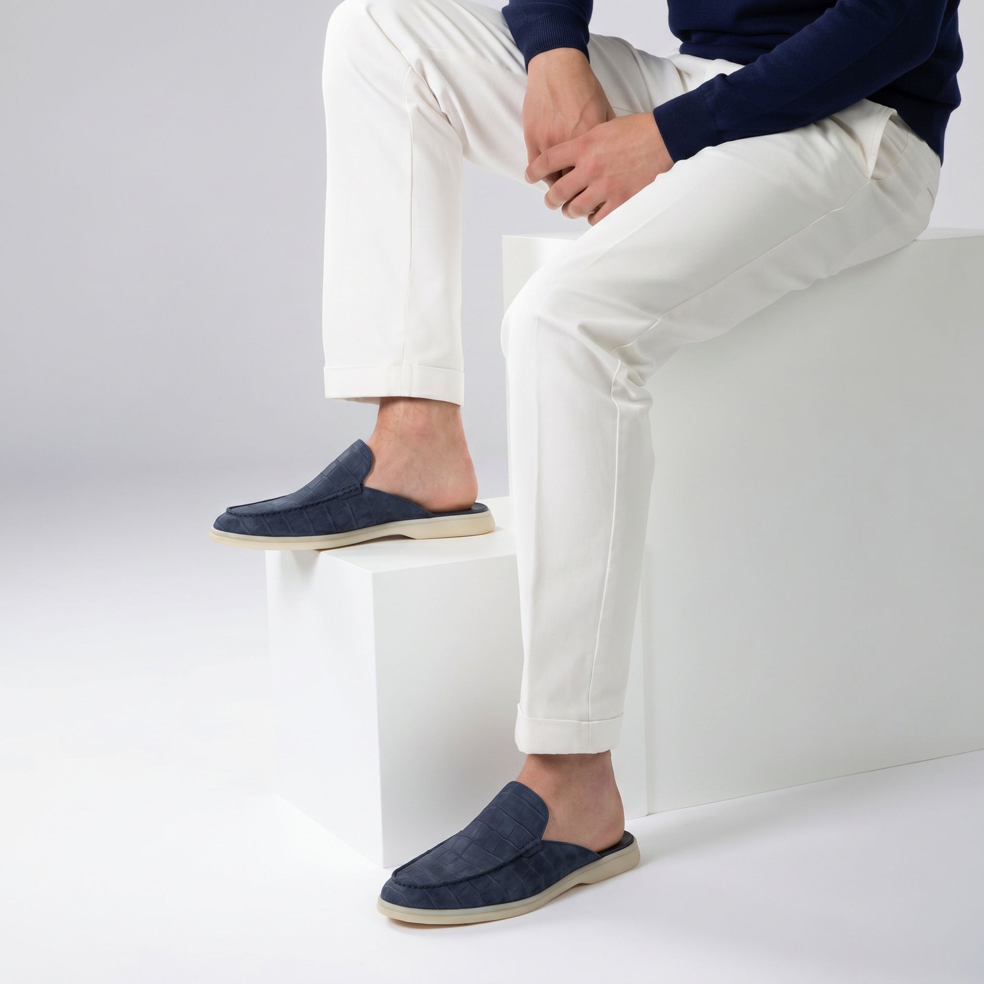 Mules The Aurea Positano, Piel con Efecto Cocodrilo Azul Marino