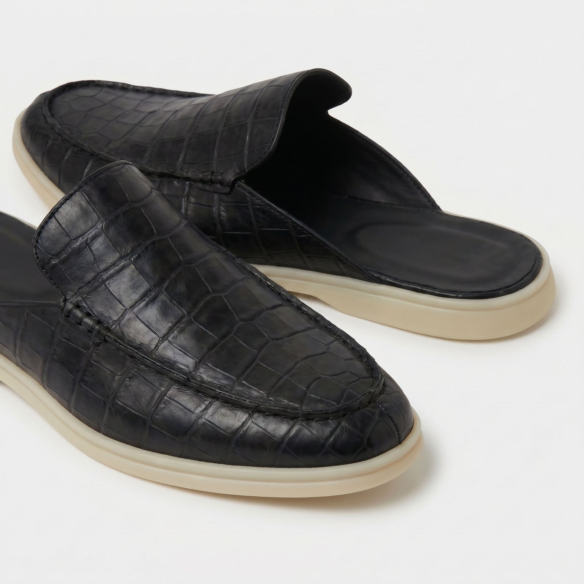 The Aurea Positano Mules de Piel con Grabado de Cocodrilo