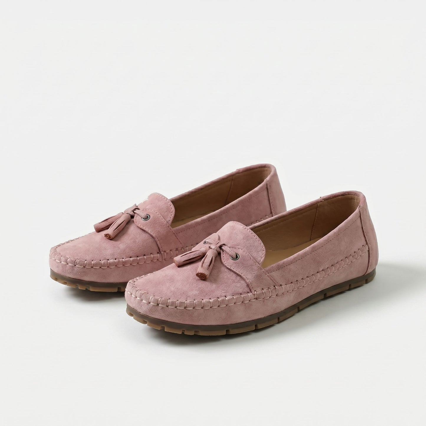 https://ik.imagekit.io/c2dr4dawp/https%3A%2F%2Fcdn.shopify.com%2Fs%2Ffiles%2F1%2F0895%2F7870%2F1129%2Ffiles%2Fnadine-classic-loafers-with-tassel-detail-rose-1.png%3Fv%3D1779386670?tr=f-jpg