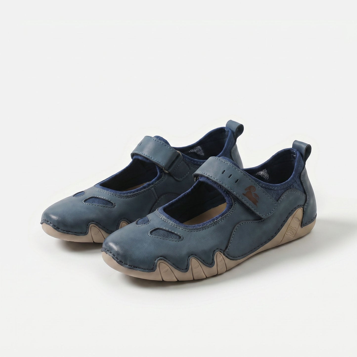 https://ik.imagekit.io/c2dr4dawp/https%3A%2F%2Fcdn.shopify.com%2Fs%2Ffiles%2F1%2F0895%2F7870%2F1129%2Ffiles%2Fnovi-lightweight-comfort-ballet-flat-for-relaxed-summer-days-navy-blue-1.png%3Fv%3D1779376069?tr=f-jpg