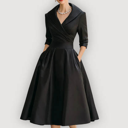 ÉVORA™┃ Vestido satinado elegante con corte clásico