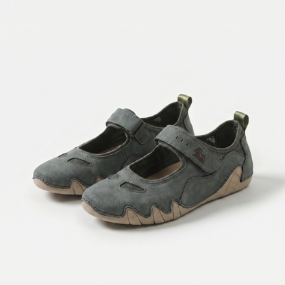 https://cdn.shopify.com/s/files/1/0895/7870/1129/files/novi-lightweight-comfort-ballet-flat-for-relaxed-summer-days-green-1.png?v=1779376069