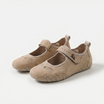 https://cdn.shopify.com/s/files/1/0895/7870/1129/files/novi-lightweight-comfort-ballet-flat-for-relaxed-summer-days-khaki-1.png?v=1779376069