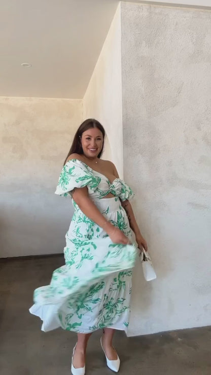 CALYSSA™ | Vestido Floral con Estampado Blanco y Verde